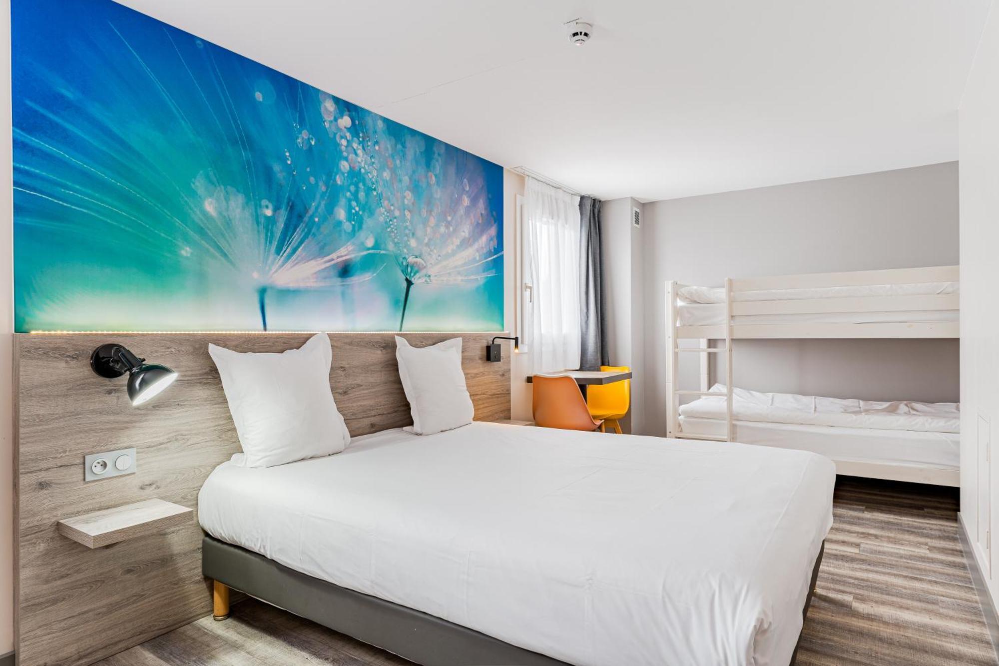 Kyriad Direct Tours Sud - Chambray Les Tours Exterior photo